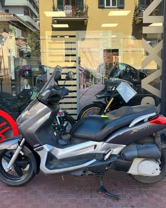 Yamaha X-Max 250, soli 13.000 km, conto vendita