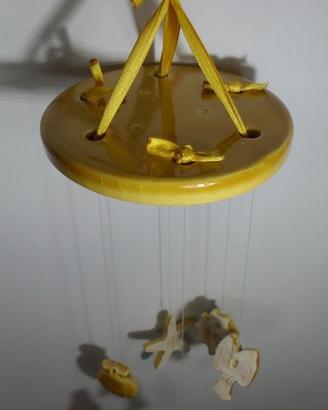Scacciaspiriti con conchiglie in ceramica