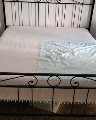 struttura letto ferro battuto matrimoniale 