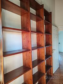 Libreria in legno massello