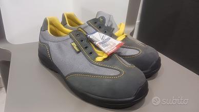 SCARPE ANTIFORTUNISTICHE N 40