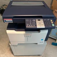 Stampante con mobile portastampante