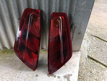 fari posteriori grande punto oscurati