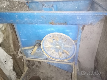 Macchina sgrana pannocchie