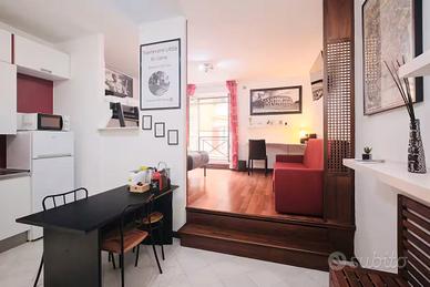 Elegante Appartamento Patio Privato - Trastevere