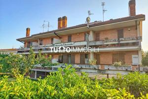 Villetta a schiera di 200 m² con 5 locali e box au
