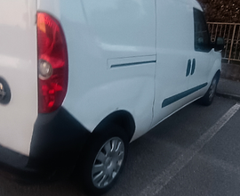 Furgone Opel combo passo lungo