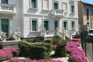 Arosio monolocale con posto auto libero subito