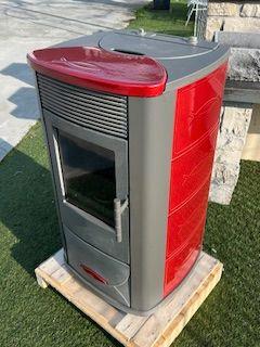 STUFA IN GHISA A PELET