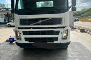 Autocarro volvo fm 400