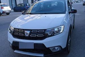 Dacia Sandero stepway 1.5 blue dCi 95 CV techroad