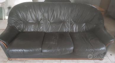 Divano in pelle 3 posti e poltrona in pelle