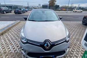 Clio initiale