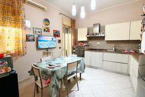 In residence 4 vani cn garage e posti auto interni