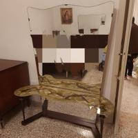 Due Comodini uguali e grande specchio