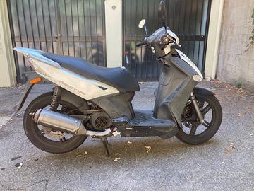 Kymco Agility 125 (2010)