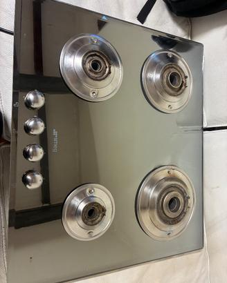 Piano cottura in vetro della smeg