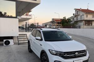 Volkswagen T-Cross 1.0 TSI RLINE