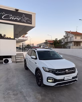 Volkswagen T-Cross 1.0 TSI RLINE
