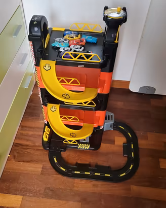 Garage Tore 4 piani  (giocatolo)