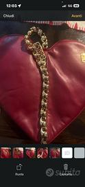 Borsa sotto spalla a forma di cuore Moschino 