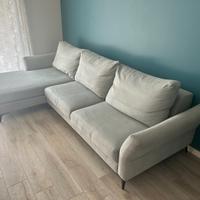 Divano angolare con penisola e sedute estraibili