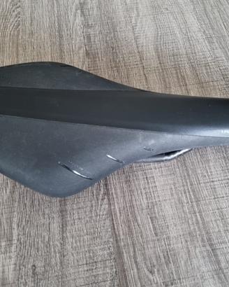Sella Fizik Arione R1 Regular