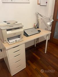 Scrivania ikea