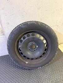 Gomme con cerchione Quattro stagioni