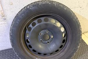 Gomme con cerchione Quattro stagioni
