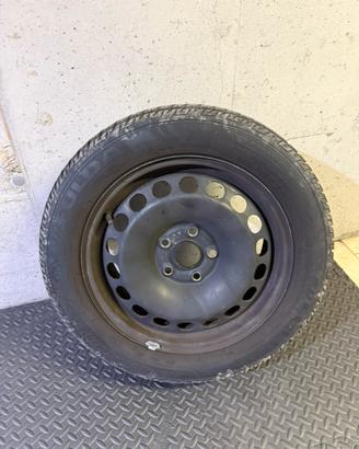 Gomme con cerchione Quattro stagioni