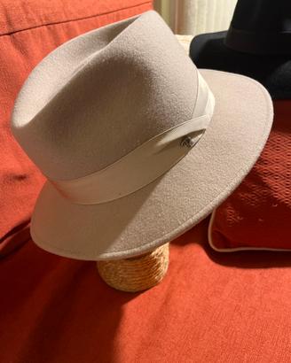 Cappello feltro di lana