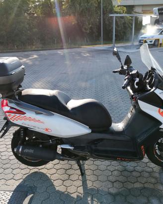 Kymco downtown 300 i 2011