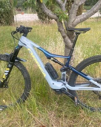 Orbea Rise H20 2023 Taglia M Full 29" 540W € 2.500