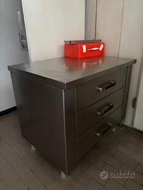banco in acciaio Inox