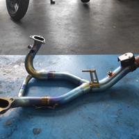 Collettori akrapovic titanio