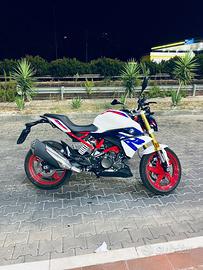 BMW G310 R