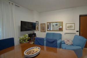 Gatteo casa con ampio giardino 250 mt dal mare