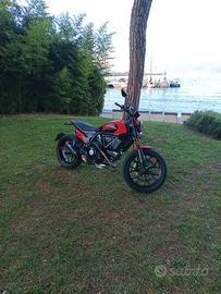 ducati scambler fultrotter anno 2024