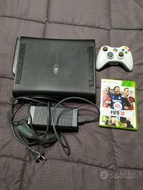 XBOX 360 Fat con controller alimentatore e gioco