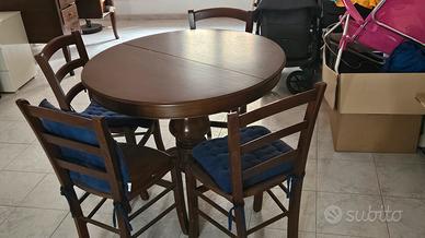 Tavolo legno con 4 sedie