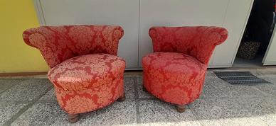 Coppia di poltroncine da rimodernare molto belle