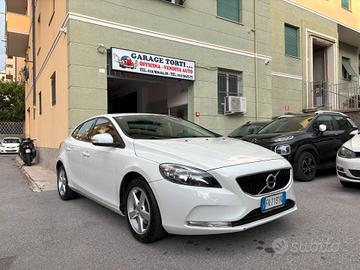 Volvo V40 D2 Momentum
