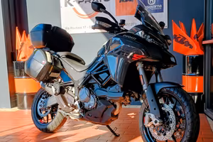 Ducati Multistrada V2 S