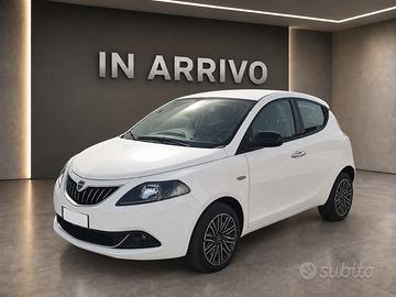 Lancia Ypsilon 1.0 FireFly 70cv S&S Hybrid GOLD