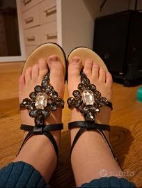 Sandali neri con pietre - Stonefly