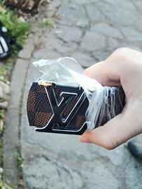 Set 4 cinture (2 Amiri,1 LV e una Burberry)