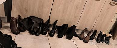 12 paia di Scarpe