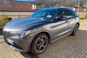 Alfa Romeo Stelvio 2.2 t Veloce Ti Q4 210c