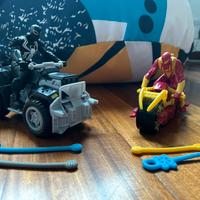 Scarlet Spider & Venom Spider action figure